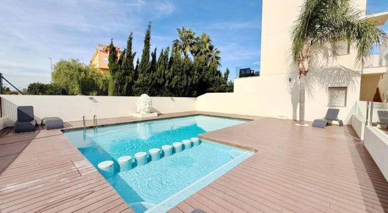 Holiday apartment with pool — photo 5