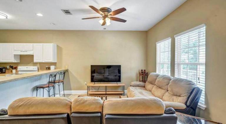 Wonderful house | Perfect for remote work | Pets allowed — photo 3