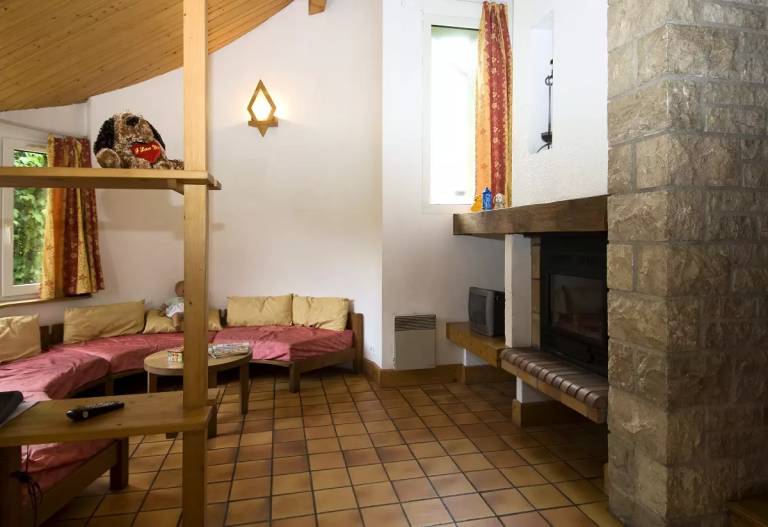 Vacation home with terrace, yard & sauna | Dogs allowed — photo 3