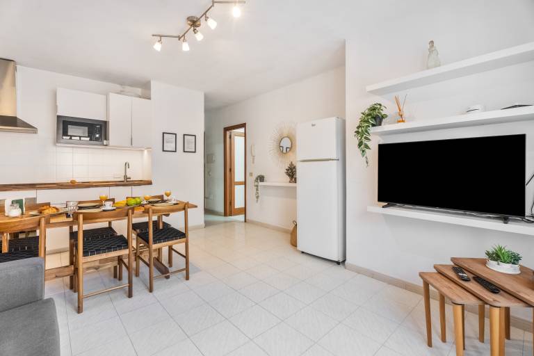Vacation Apartment 'Las Vistas Beach By Agüita Salada' with Balcony and Wi-Fi — photo 4