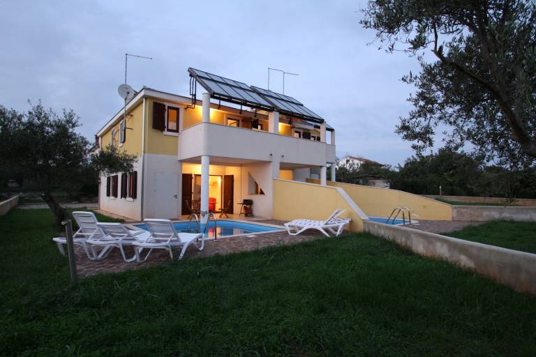 Wonderful house with barbecue & pool | Pet-friendly — photo 2