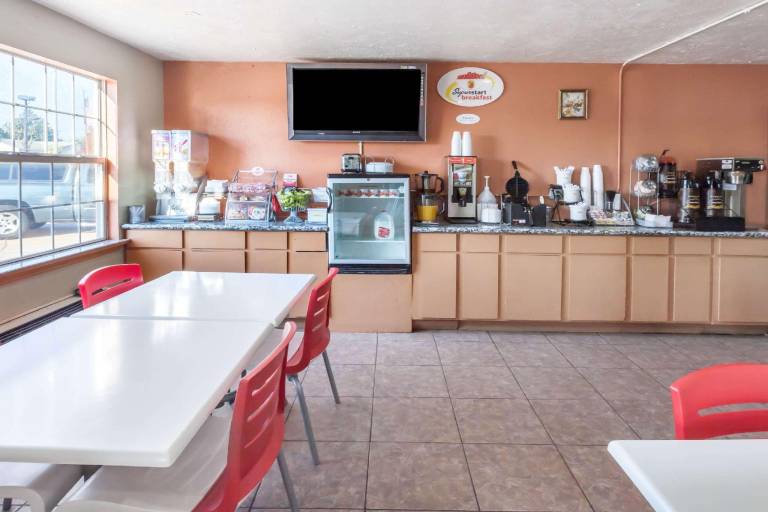 Super 8 By Wyndham Chickasha — photo 4
