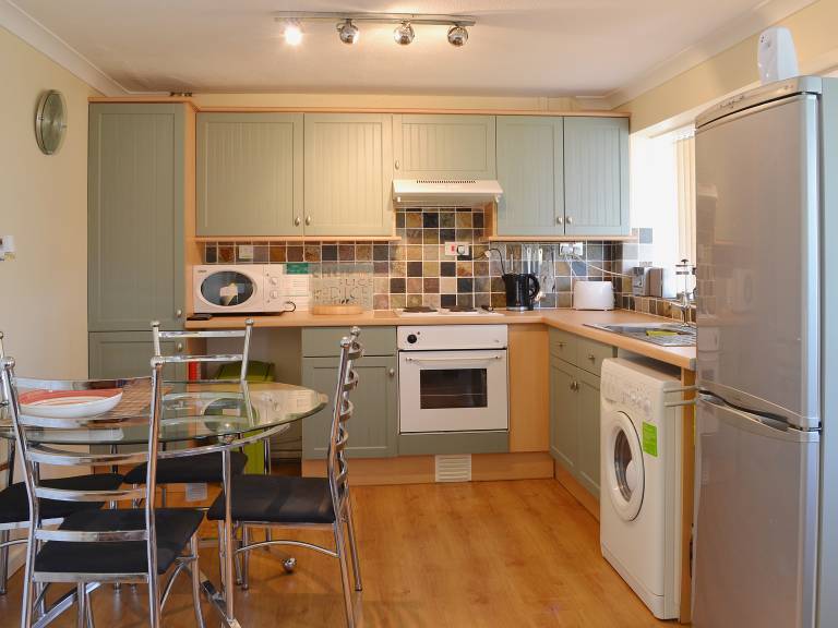 Family-oriented beautiful cottage with garden | Next to the beach | Dogs allowed — photo 3