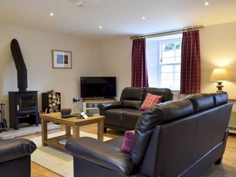 Child-friendly cottage with barbecue & garden | River view | Pets allowed — photo 2