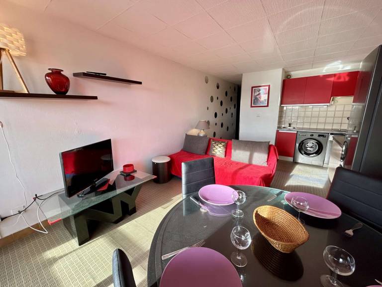 Apartment with 1 room for 4 persons — photo 4
