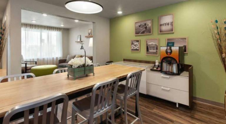 WoodSpring Suites Columbus Urbancrest — photo 2