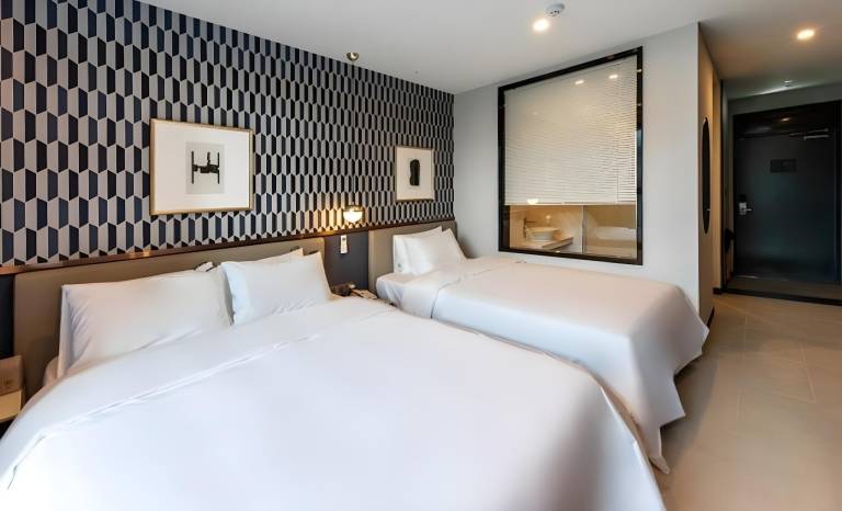 Brown Dot Hotel Deokcheon