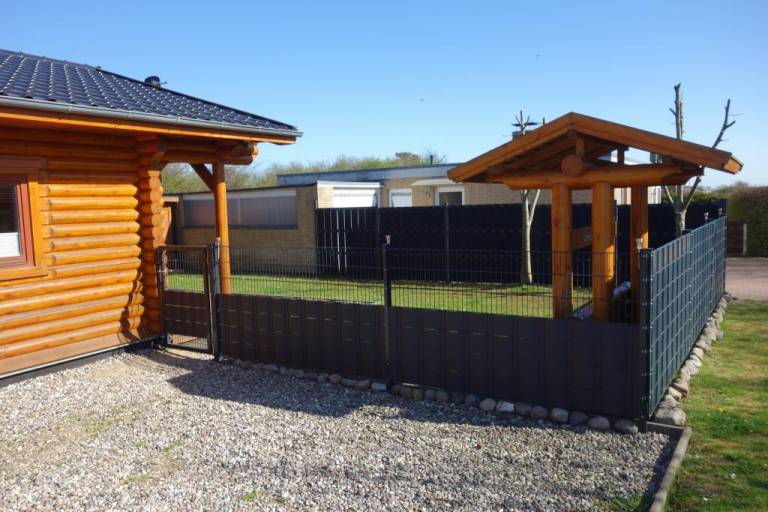 Family-oriented wonderful vacation home with yard, terrace & BBQ | Next to the beach | Pets allowed — photo 3