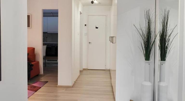 GuestFirst- Relax by the Sea 4 Min to Beach FREE Parking — photo 4