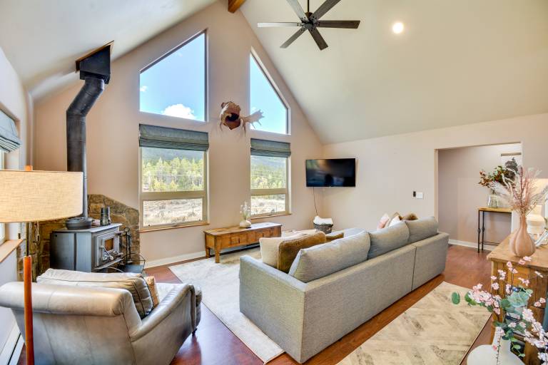 Hot Tub & Deck: Cabin Near Dtwn Alma & Breck in Alma, CO