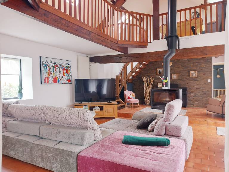 Countryside Retreat with Pool, Spa, Near Chartres – Sleeps 12 — photo 3