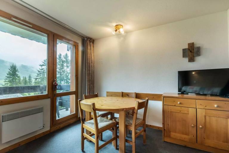 Apartment with 1 room for 5 persons — photo 3