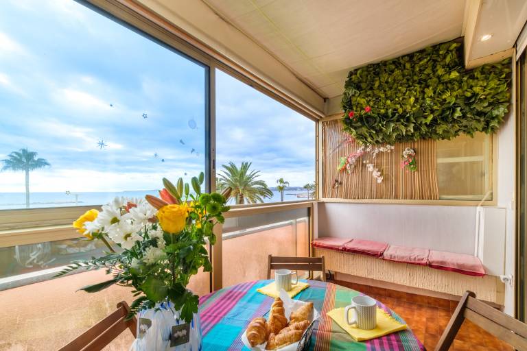 Holiday Apartment "Le Maeva" with Sea View, Terrace & Wi-Fi — photo 3