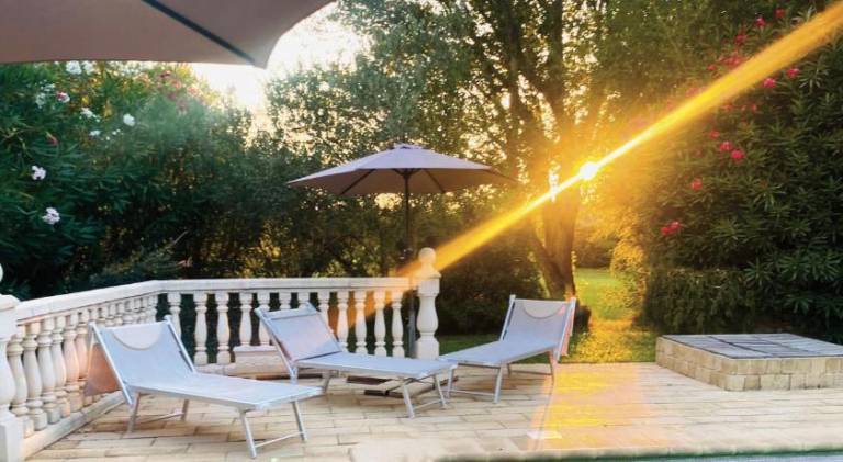 Holiday apartment with pool, yard & patio | Pets allowed in Avignon