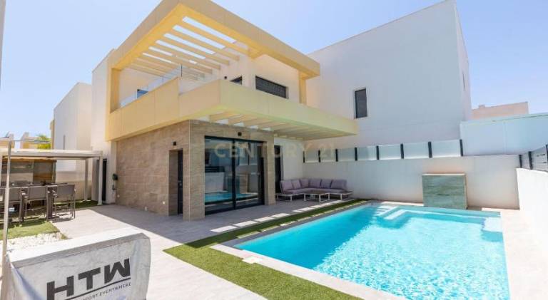 113 m&sup2; Villa