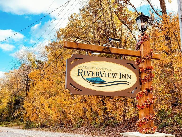 Lookout Mountain Riverview Inn in Chattanooga, TN