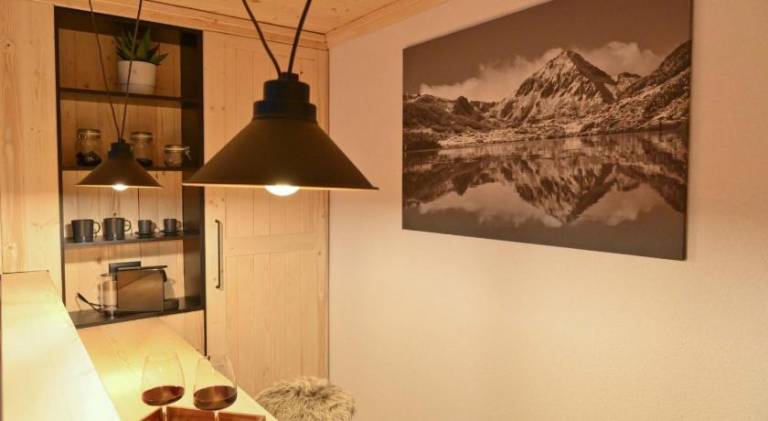 Serviced apartment with garden — photo 4