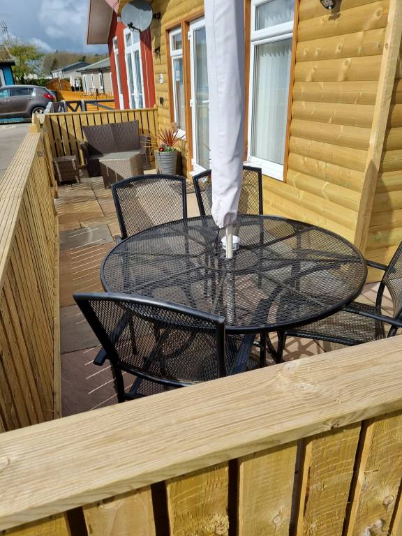 Pet friendly sleeps 6 Chalet Bridlington free elec — photo 4