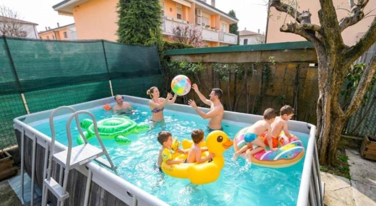 Desenzanoloft Villa Palm Garda Beach official partner Homes and Villas by Marriott Bonvoy in Desenzano del Garda