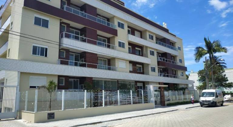 Rental apartment with pool in Florianópolis