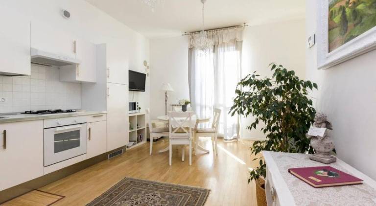 Apartment | Near Two Towers — photo 5