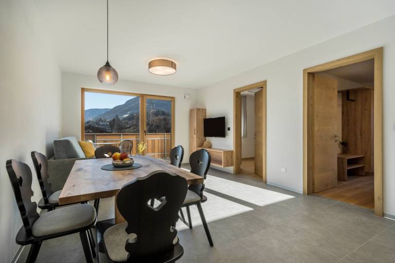 "Sunnig - Apartment Morgensonne" with Mountain View, Balcony & Wi-Fi — photo 2