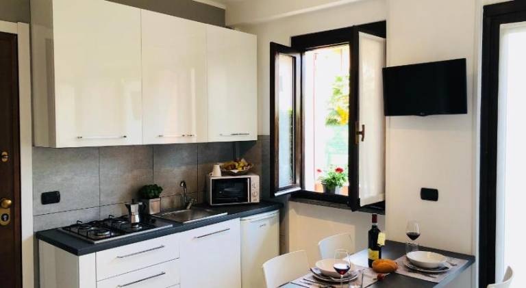 Wonderful serviced apartment with grill, patio & garden | Beach nearby | Pets allowed — photo 5