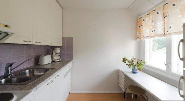 Beautiful rental apartment with barbeque, pool & garden | Pets are welcome — photo 5
