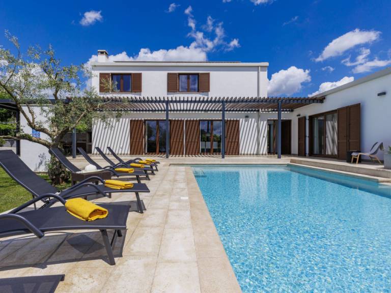 Ferienhaus  Pamići