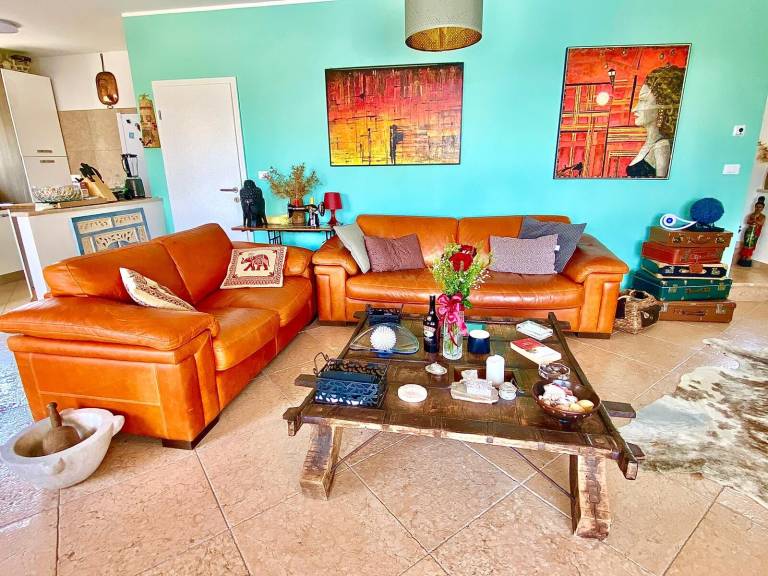 Fully equipped vacation home with yard, private pool & BBQ | Pool view | Pets are welcome — photo 3