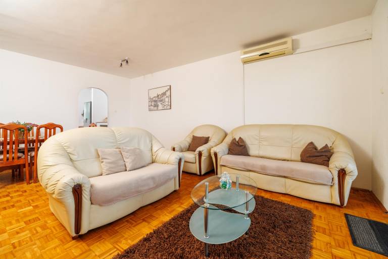 Apartment with grill & terrace | Sea view — photo 4