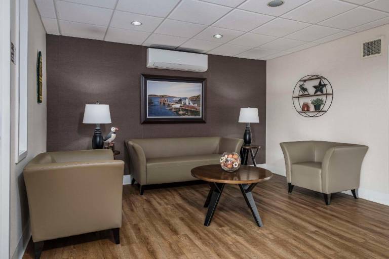 Comfort Inn — photo 4