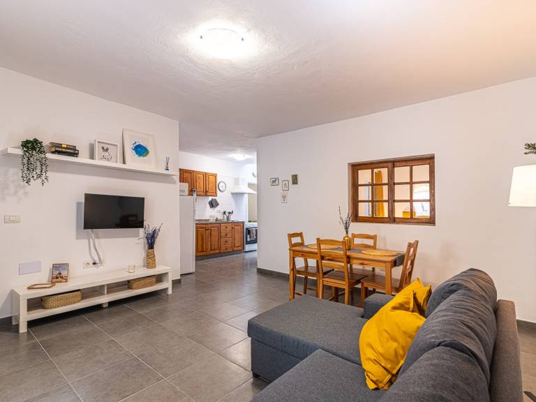 Rental apartment with 2 rooms for 3 persons — photo 3