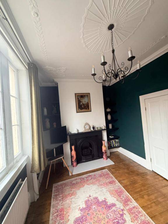 40 M² Apartament ∙ 2 Sypialnie ∙ 4 Gości - Stoke-on-Trent