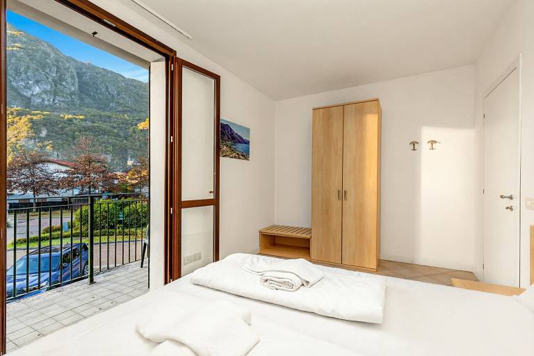 Holiday apartment with garden | Mountain view | Close to the beach | Dogs allowed — photo 4