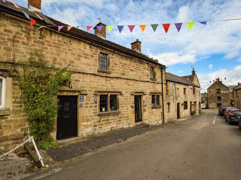 Cottage Winster