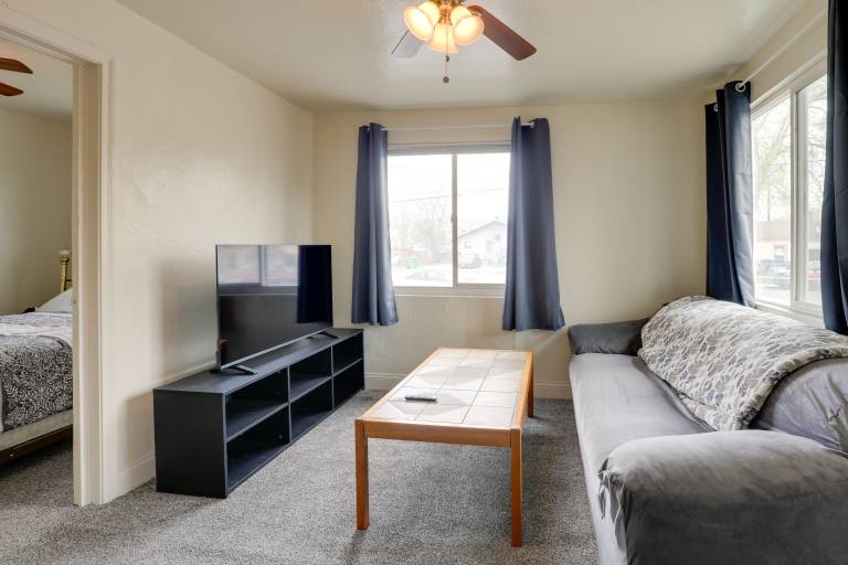 Home Near Reno Industrial Center & Med Centers — photo 4