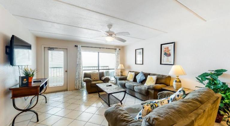 Rental apartment with hot tub in South Padre Island, TX