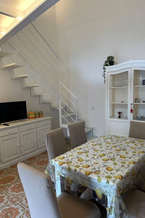 Rental apartment with yard — photo 4