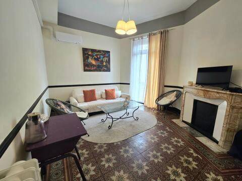Apartment with terrace | Good for workation in Carcassonne