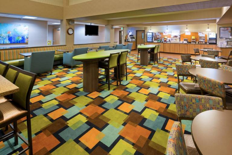Holiday Inn Express Hotel and Suites - Henderson By IHG — photo 4