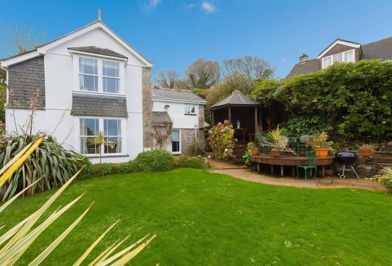 Children-friendly nice cottage with yard, barbeque & sauna | Beach view | Dogs allowed — photo 5
