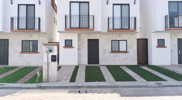 200 m&sup2; Ferienhaus