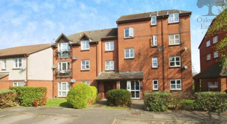 Holiday apartment with 1 room for 3 persons in Hayes