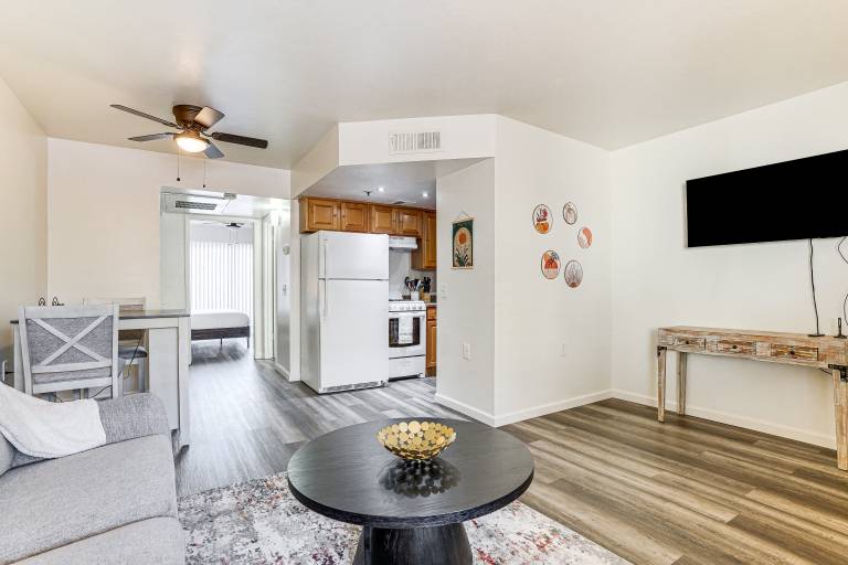 Apartment  Springs Condominium