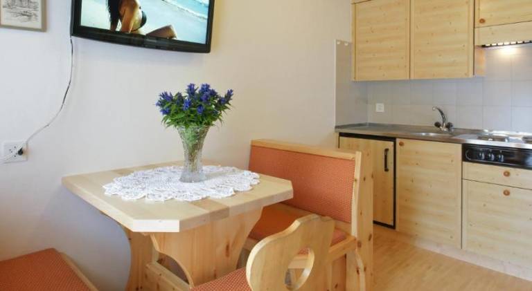 Beautiful rental apartment with BBQ & patio | Ski nearby | Pets are welcome — photo 4