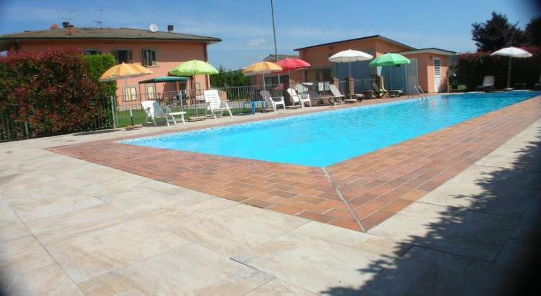 Holiday apartment with pool in Altopascio