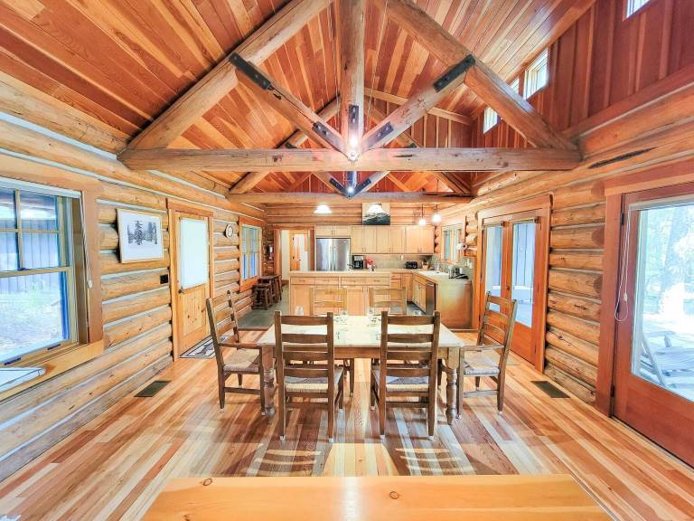 Cabin Mazama
