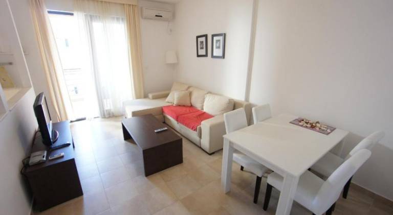 Charming rental apartment with pool & terrace | Beach nearby | Dogs allowed — photo 5