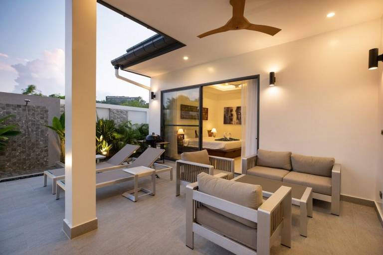 Fully equipped pleasant vacation home with grill & pool | Beach nearby | Perfect for remote work | Dogs allowed — photo 5
